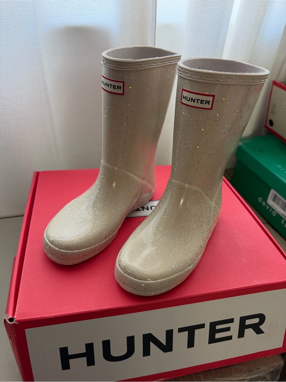 Hunter Kids' Glitter Rain Boots in Cream Size 1 Girl